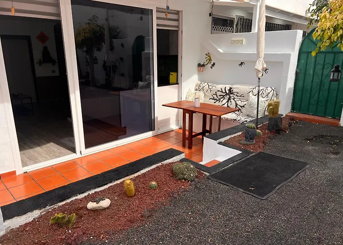 Budda House Puerto Del Carmen. Apartamento Tías